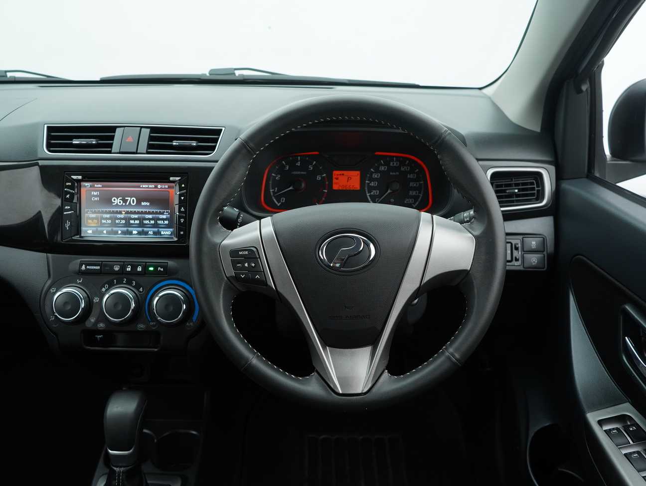 terpakai 2019 Perodua Bezza Advance 1.3