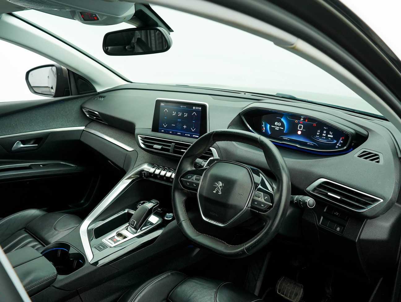 used 2018 Peugeot 5008  1.6