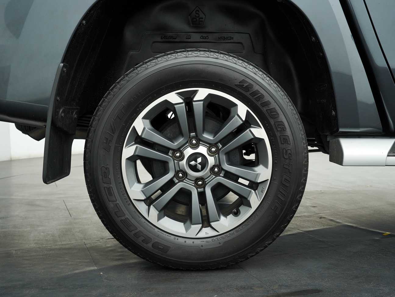 used 2020 Mitsubishi Triton VGT Dual Cab 4X4 2.4