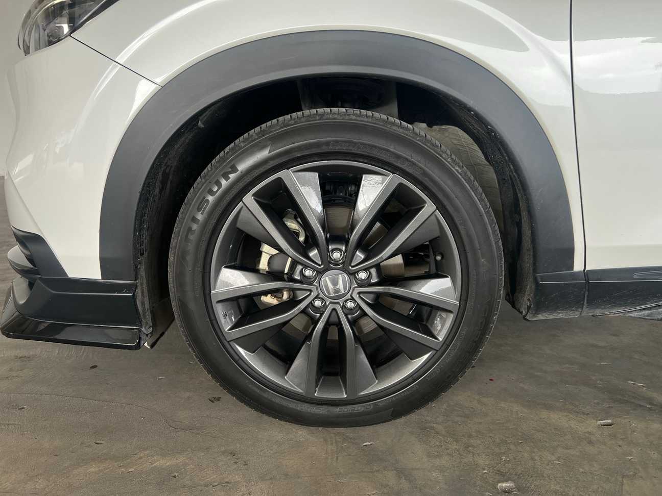 used 2023 Honda HR-V V 1.5