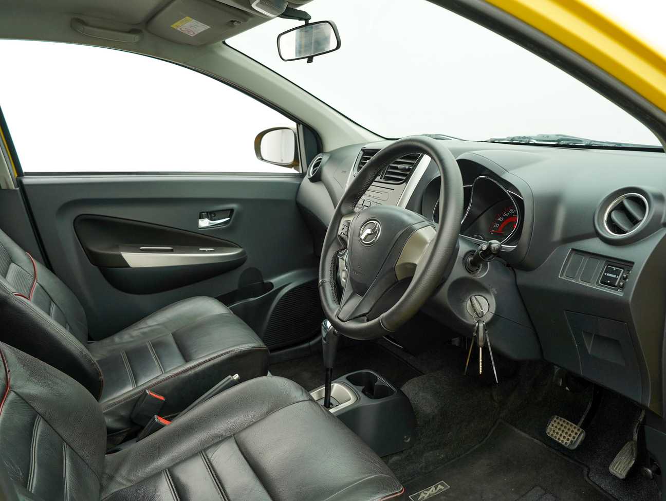 terpakai 2014 Perodua AXIA Advance 1.0