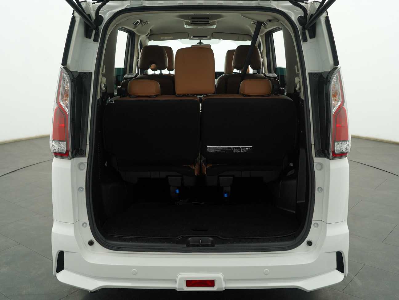 terpakai 2019 Nissan Serena S-Hybrid High-Way Star Premium 2.0