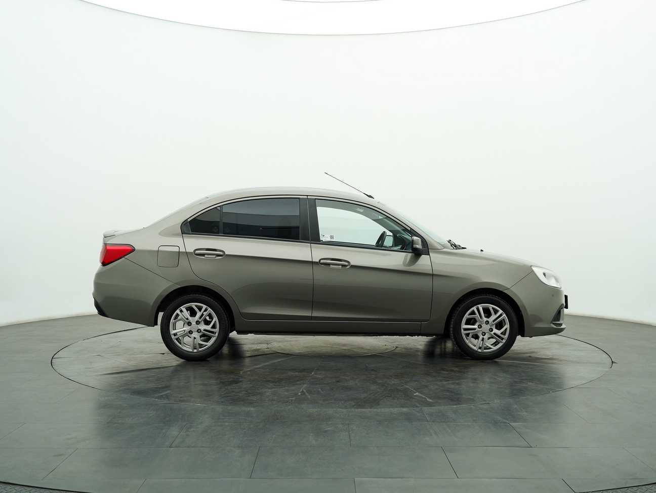 terpakai 2019 Proton Saga Premium 1.3