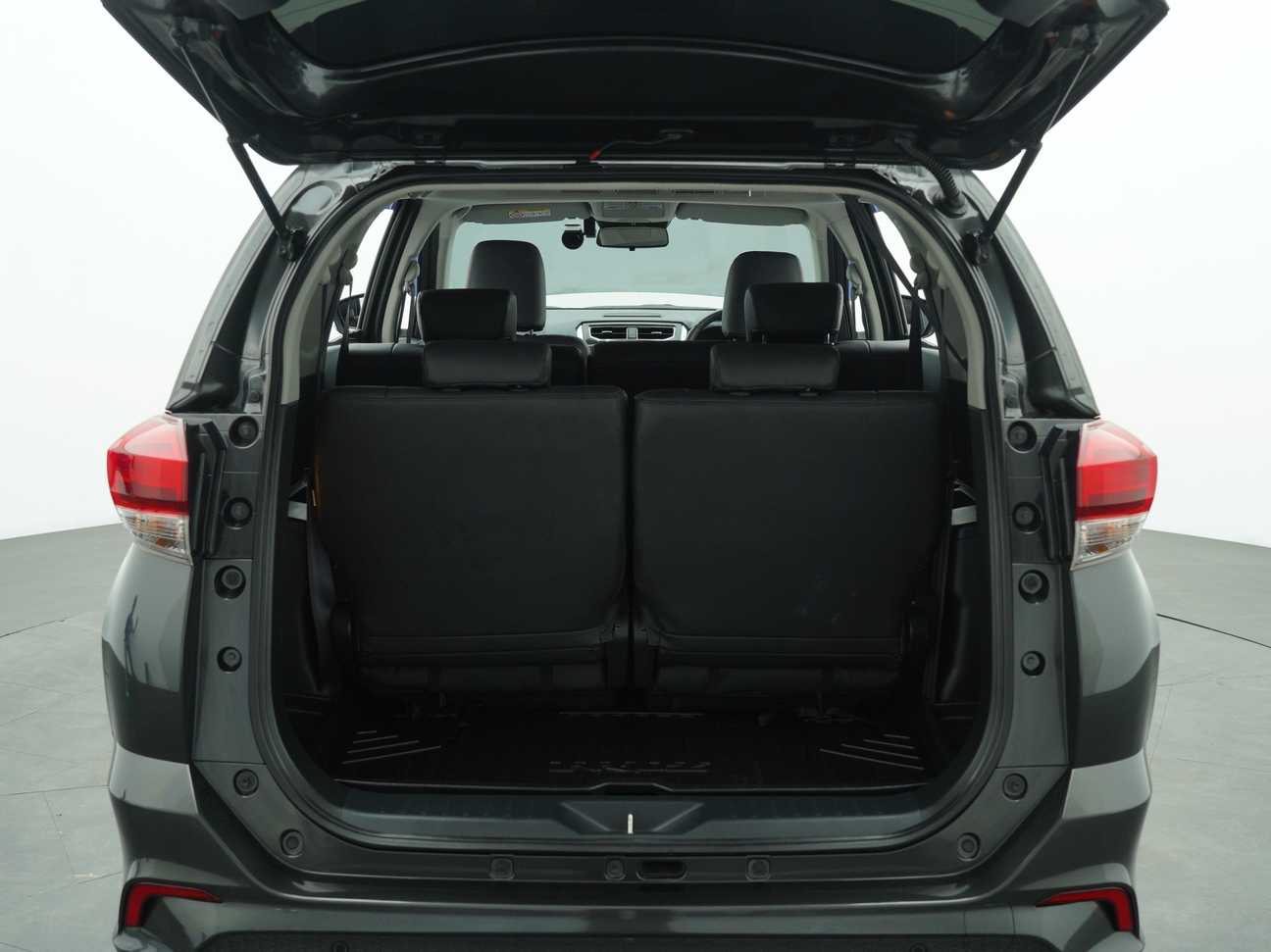 terpakai 2023 Perodua Aruz AV 1.5