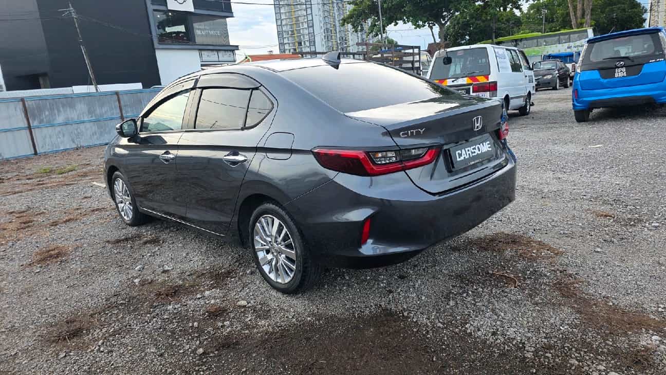 used 2022 Honda City V 1.5