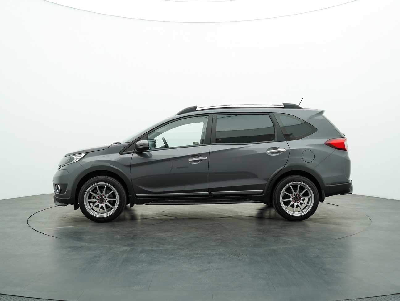 used 2018 Honda BR-V V 1.5
