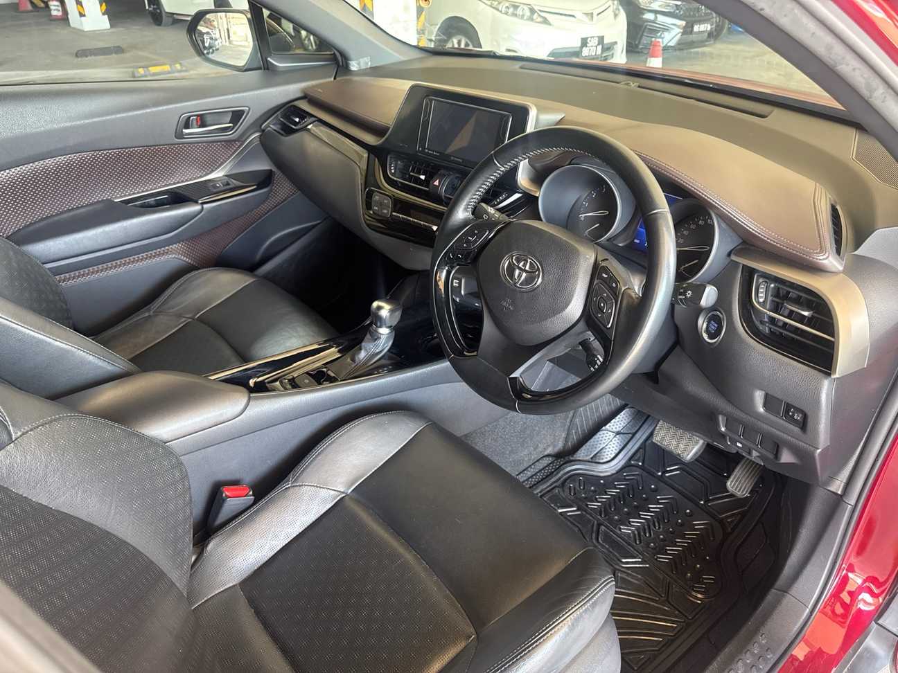 used 2018 Toyota C-HR  1.8