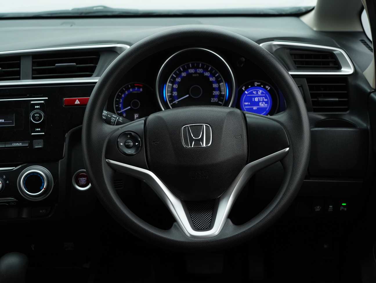 terpakai 2015 Honda Jazz E 1.5