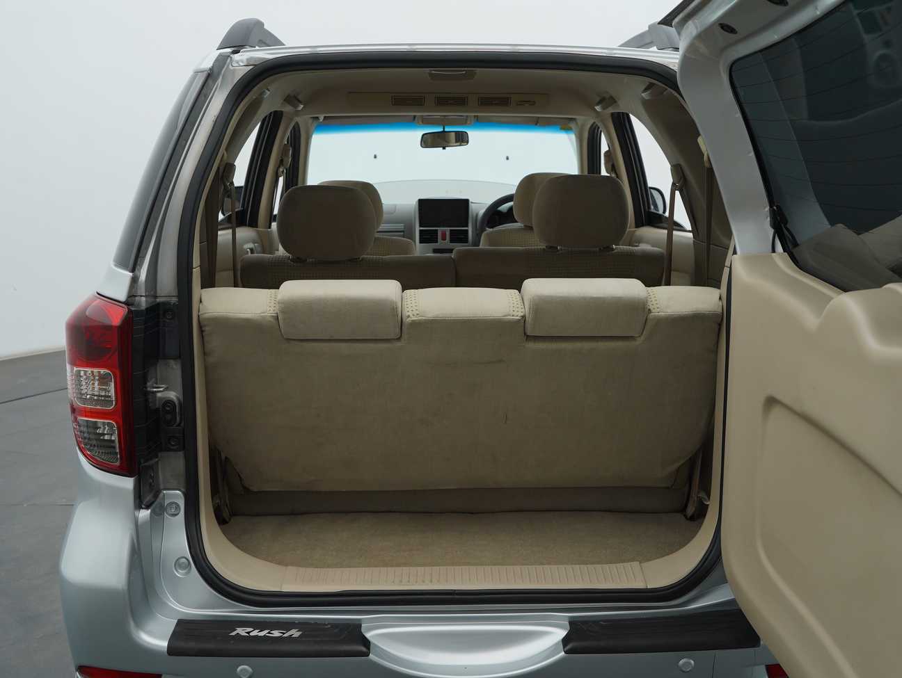 used 2010 Toyota Rush S 1.5