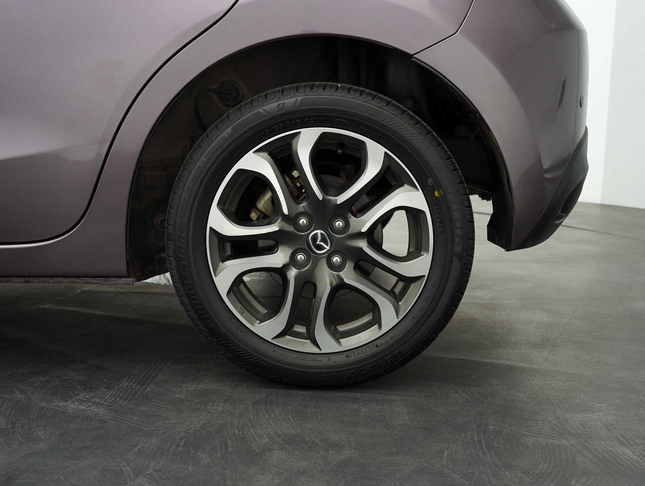 terpakai 2017 Mazda 2 HATCHBACK SKYACTIV 1.5