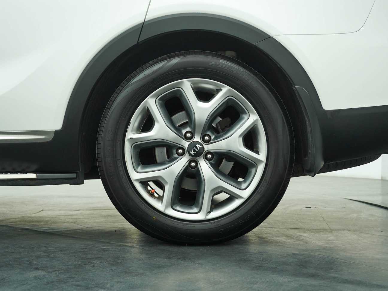 terpakai 2017 Kia Sorento MS 2.4