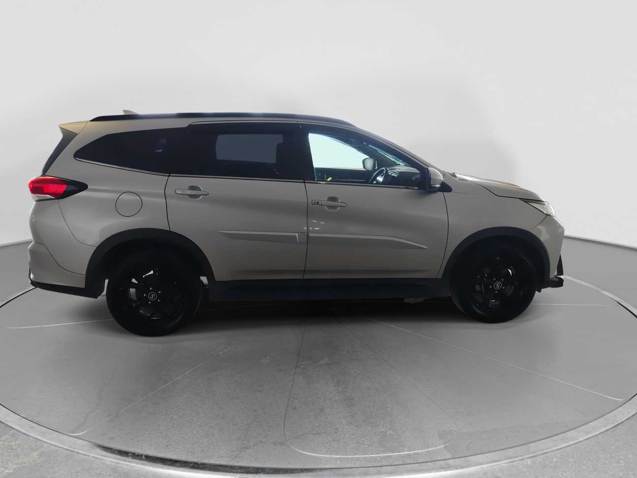 used 2020 Perodua Aruz AV 1.5