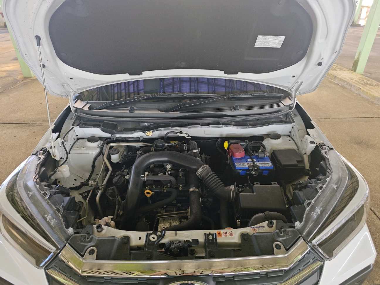 terpakai 2022 Perodua Ativa AV (2 Tone Special Metallic) 1.0
