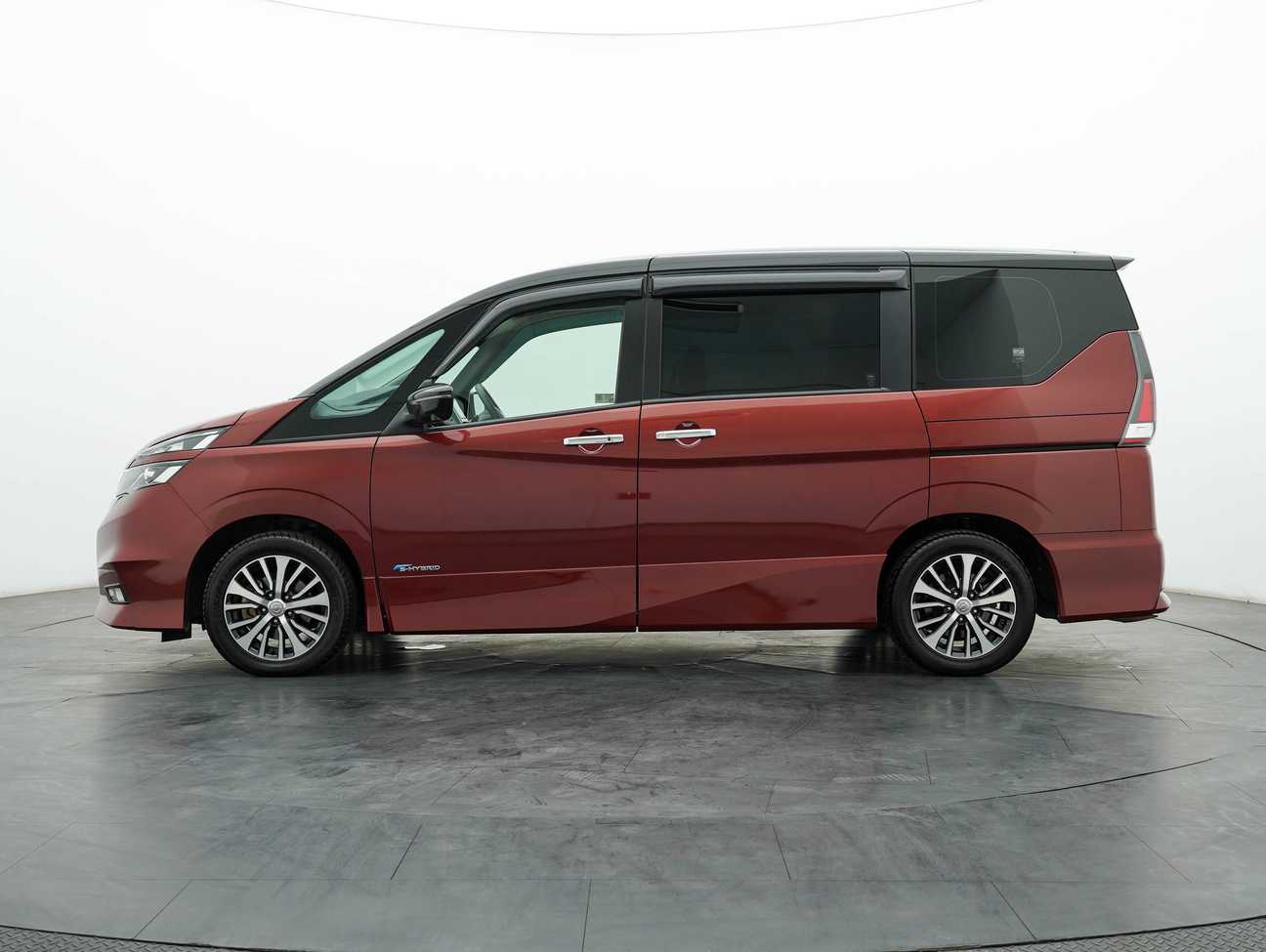 used 2019 Nissan Serena S-Hybrid High-Way Star Premium 2.0