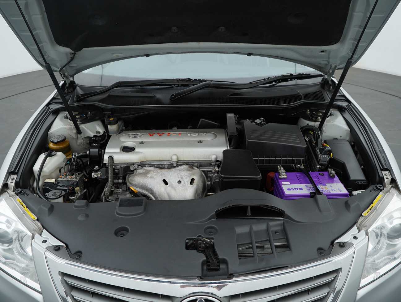 used 2012 Toyota Camry V 2.4