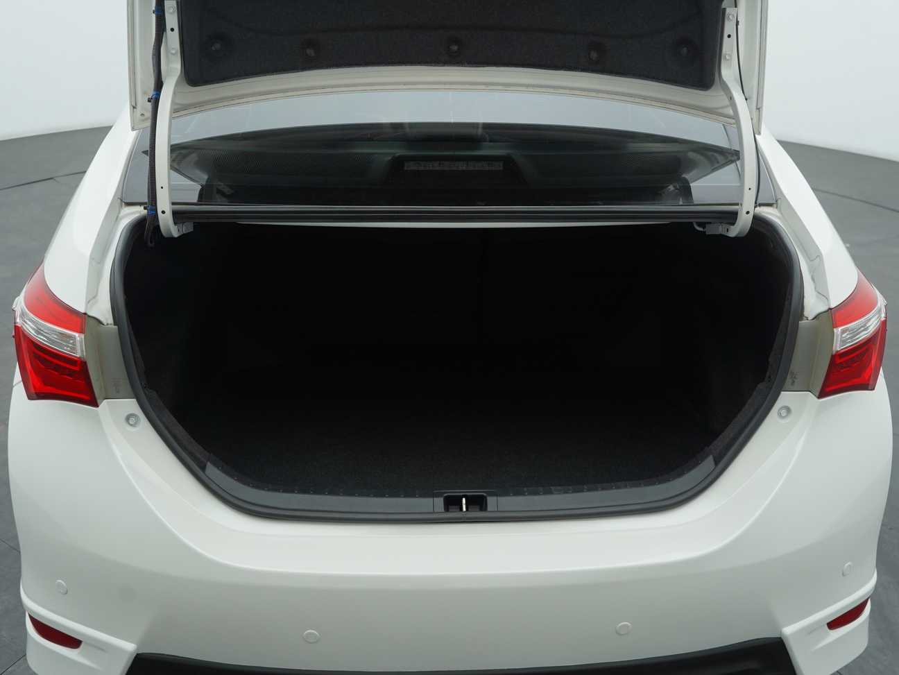 used 2016 Toyota Corolla Altis G 1.8