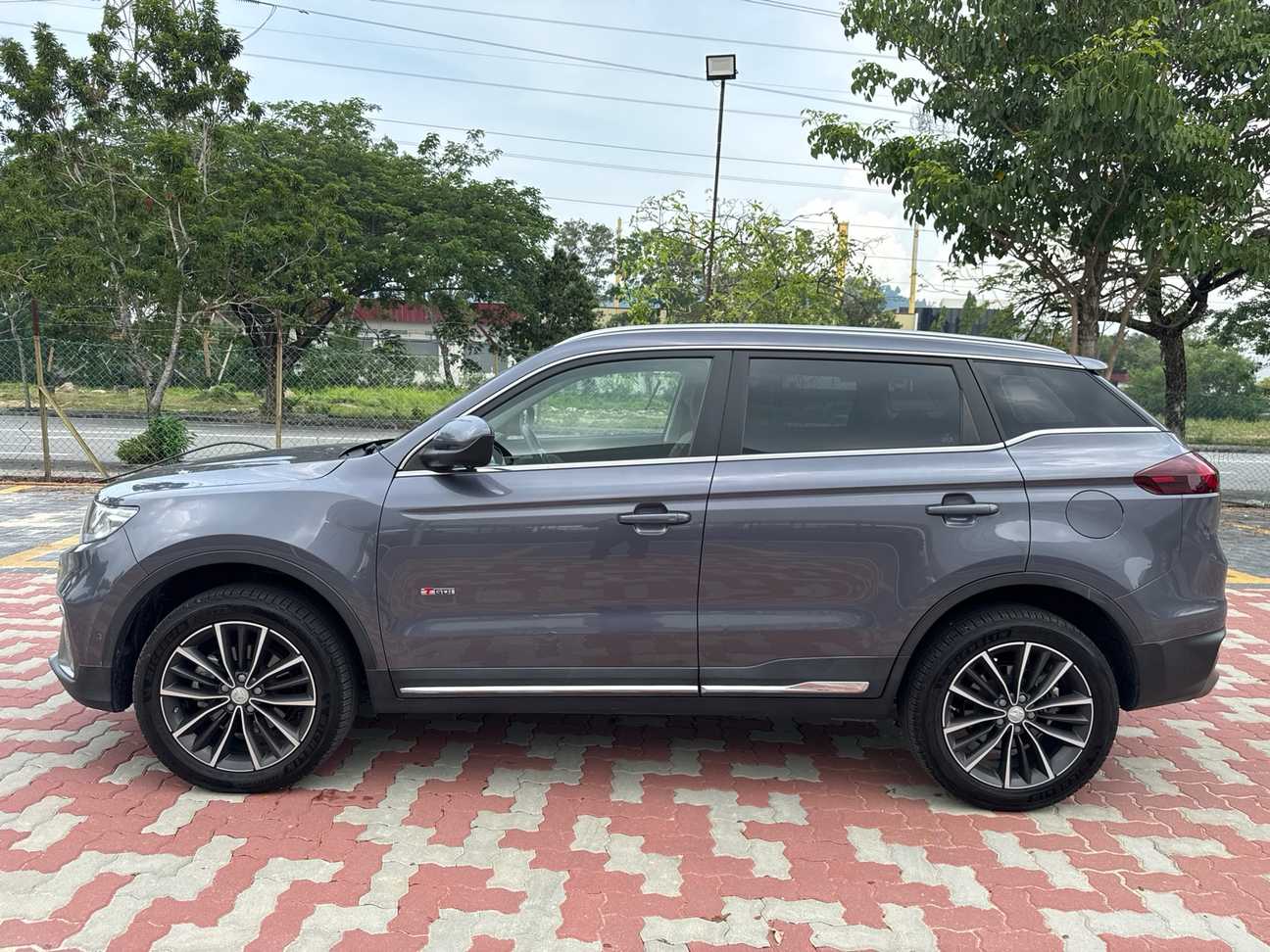 used 2020 Proton X70 Premium 1.8