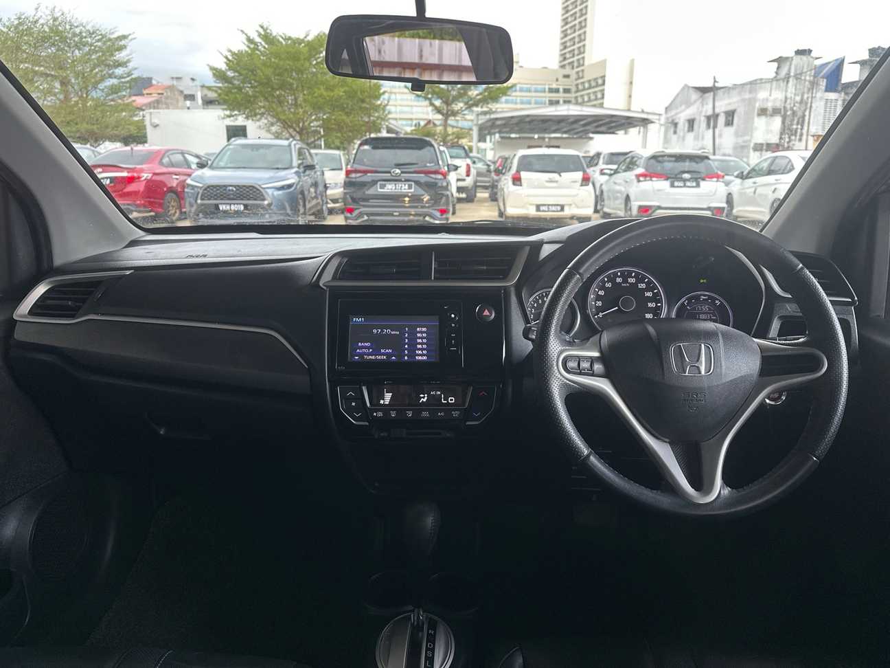 used 2019 Honda BR-V V 1.5