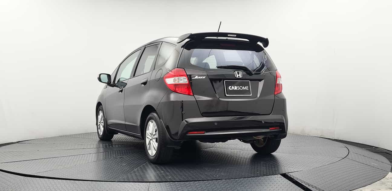 terpakai 2013 Honda JAZZ I-VTEC 1.5