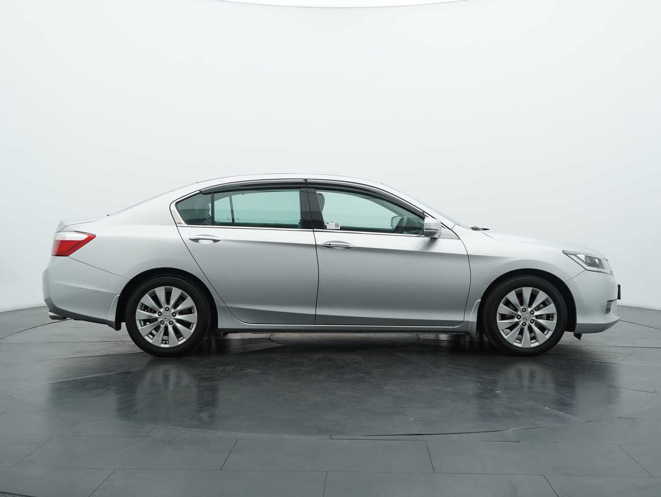 terpakai 2014 Honda Accord i-VTEC VTi-L 2.0