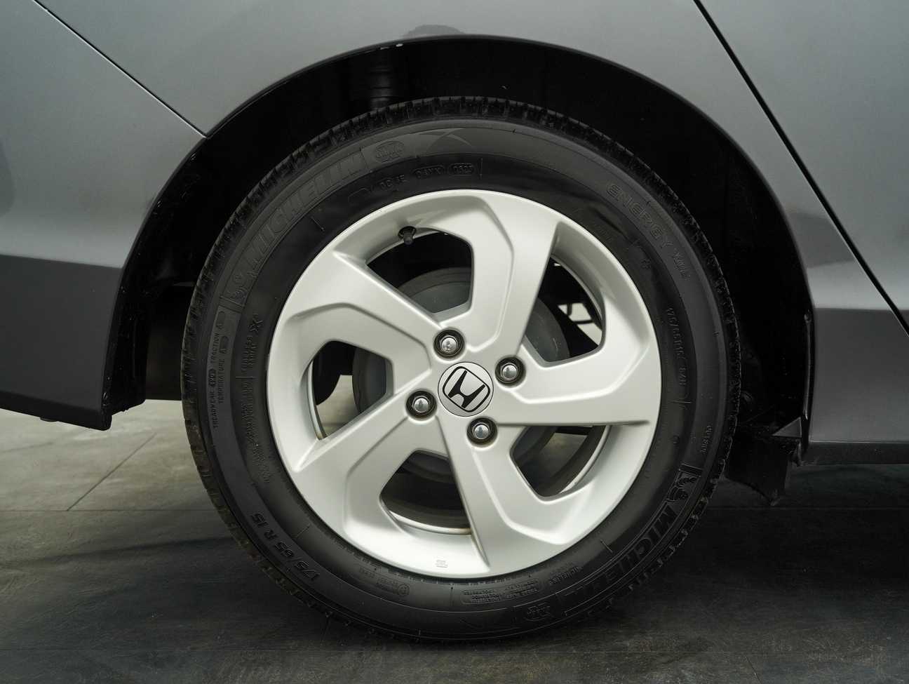 terpakai 2015 Honda City E 1.5