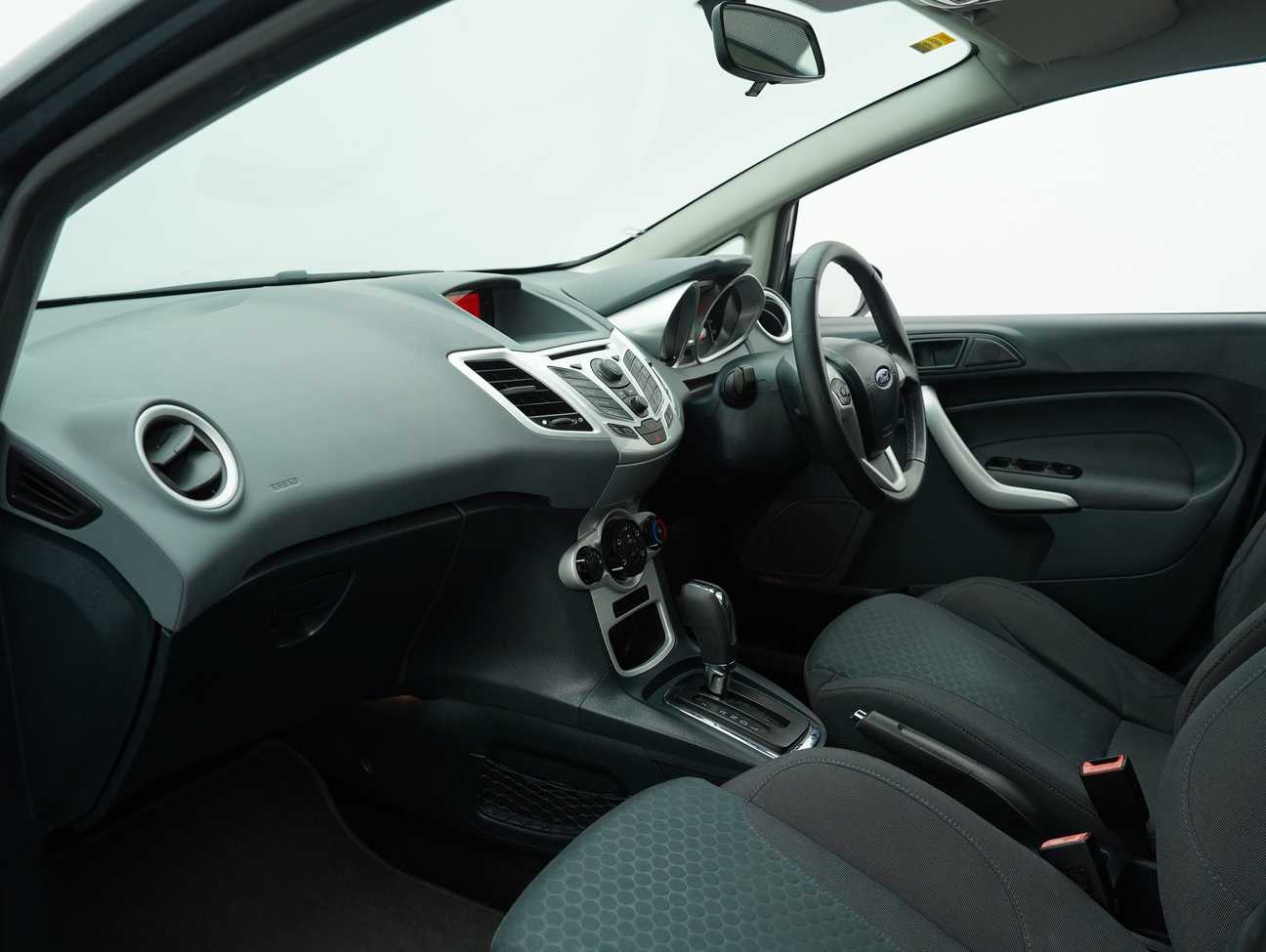 terpakai 2012 Ford Fiesta Sport 1.6