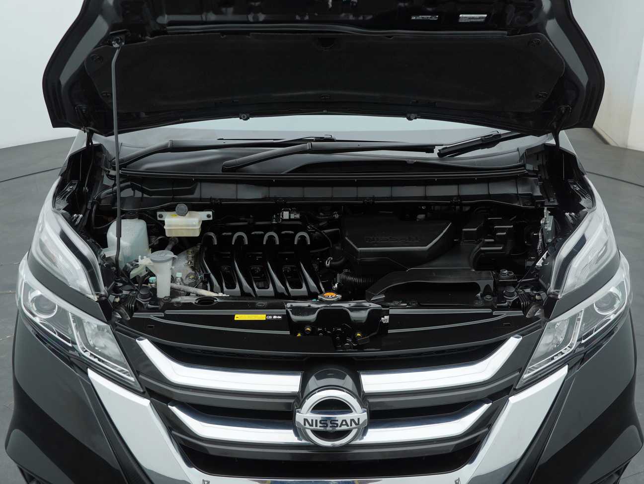 used 2021 Nissan Serena S-Hybrid High-Way Star 2.0