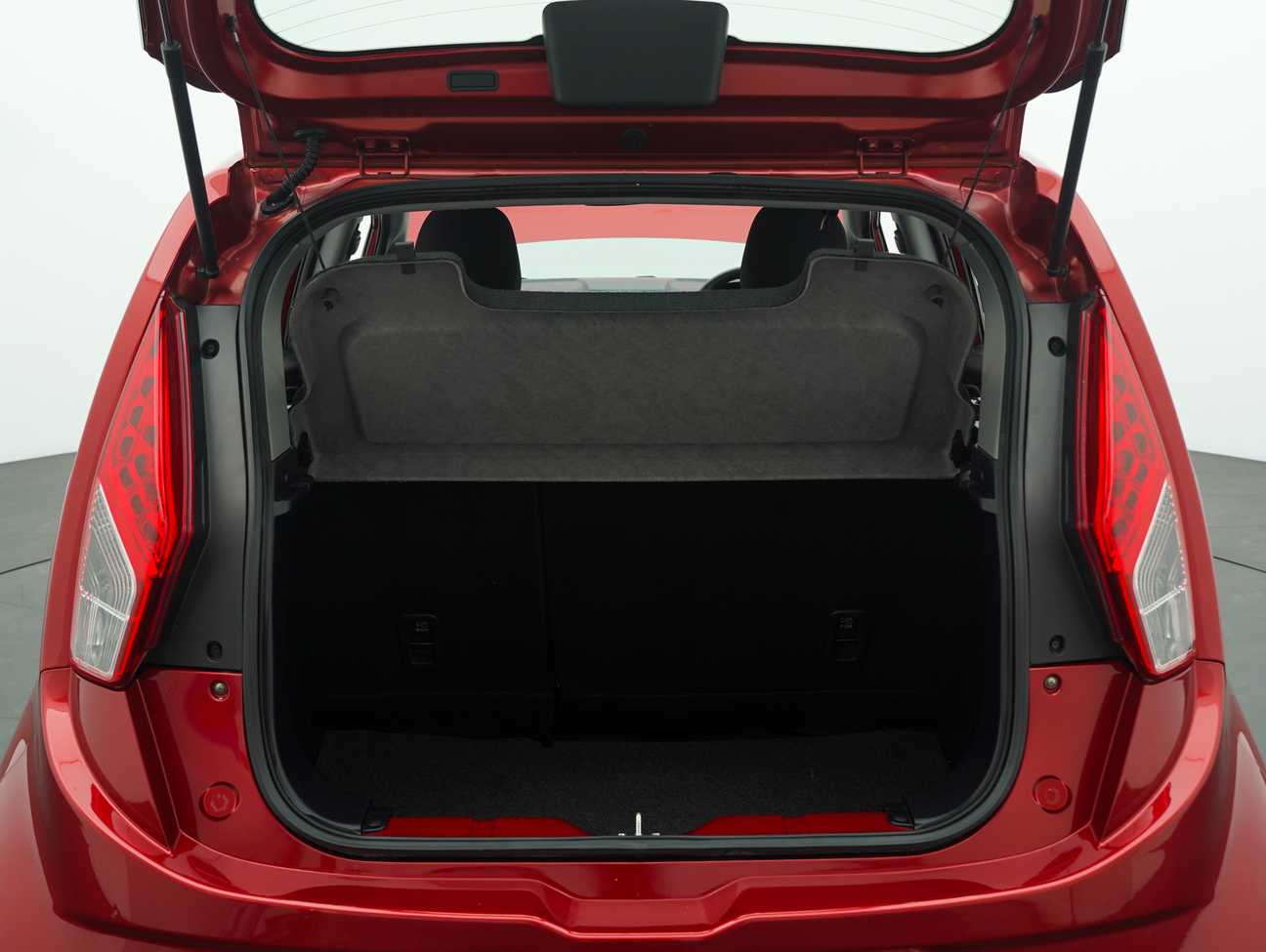 used 2018 Proton Iriz Standard 1.3