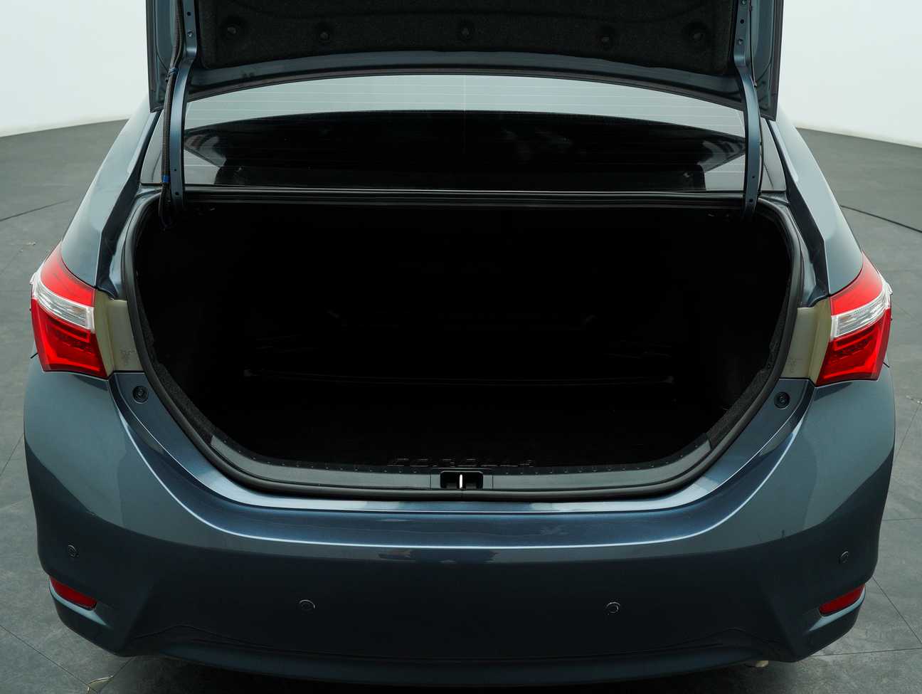 terpakai 2015 Toyota Corolla Altis G 1.8