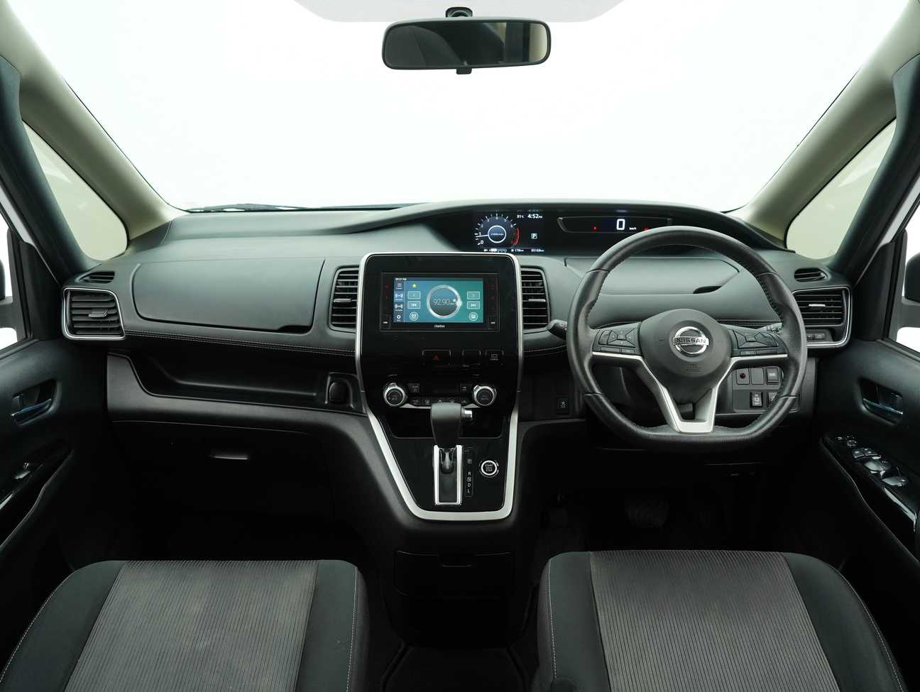 used 2018 Nissan Serena S-Hybrid High-Way Star 2.0