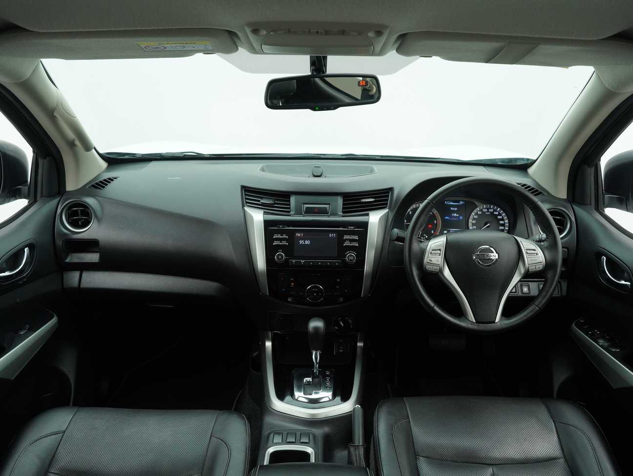 used 2018 Nissan Navara NP300 VL Dual Cab 2.5