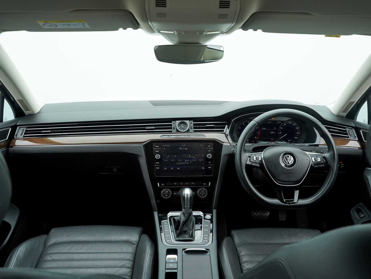 terpakai 2018 Volkswagen Passat 380 TSI Highline 2.0