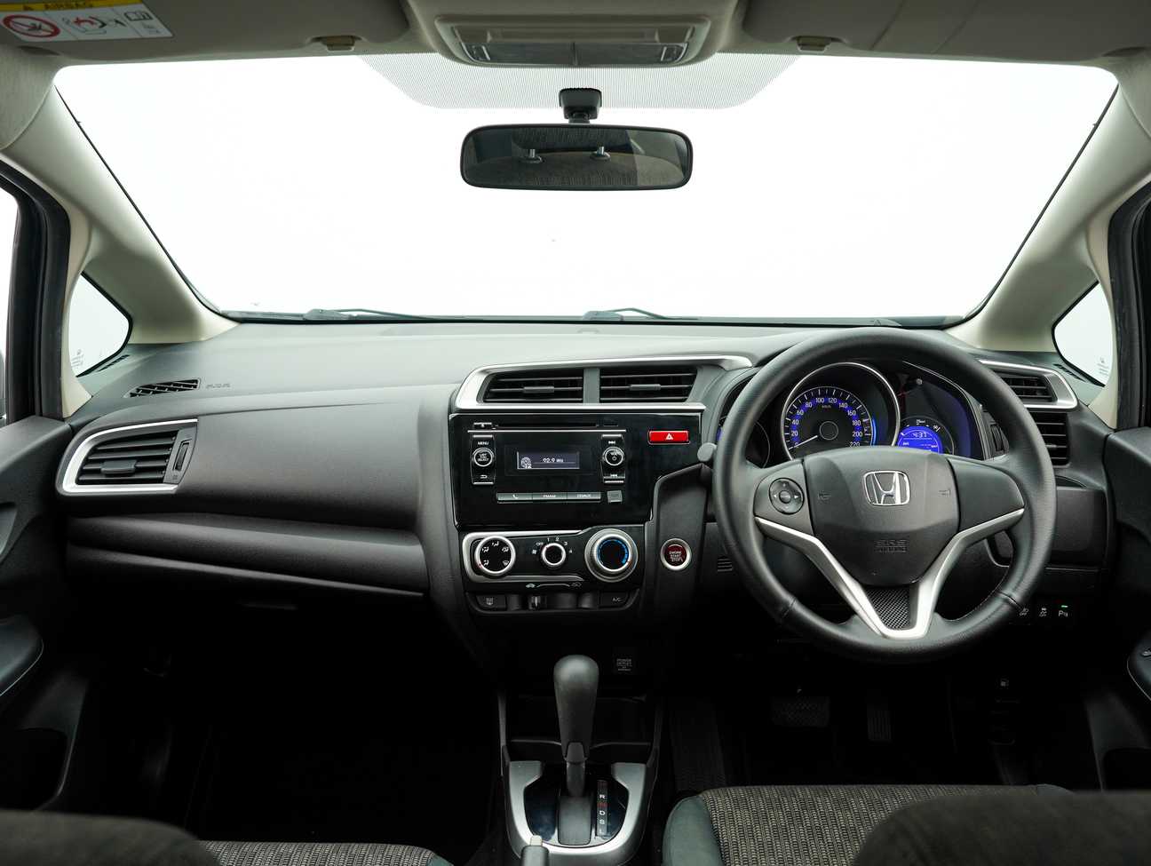 used 2016 Honda Jazz E 1.5