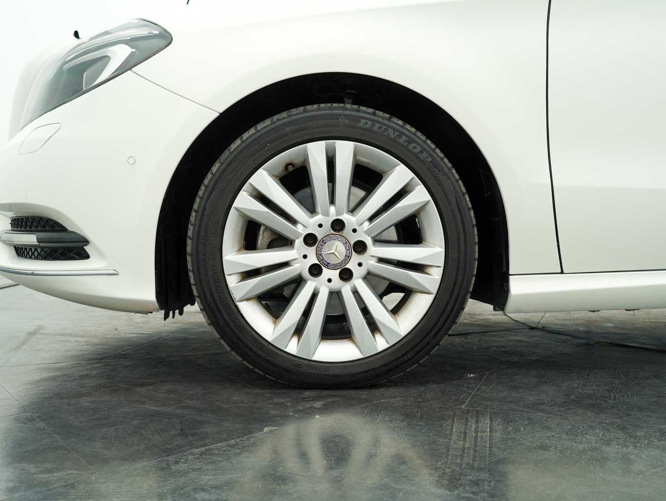 terpakai 2014 Mercedes-Benz B200 Sport Tourer 1.6