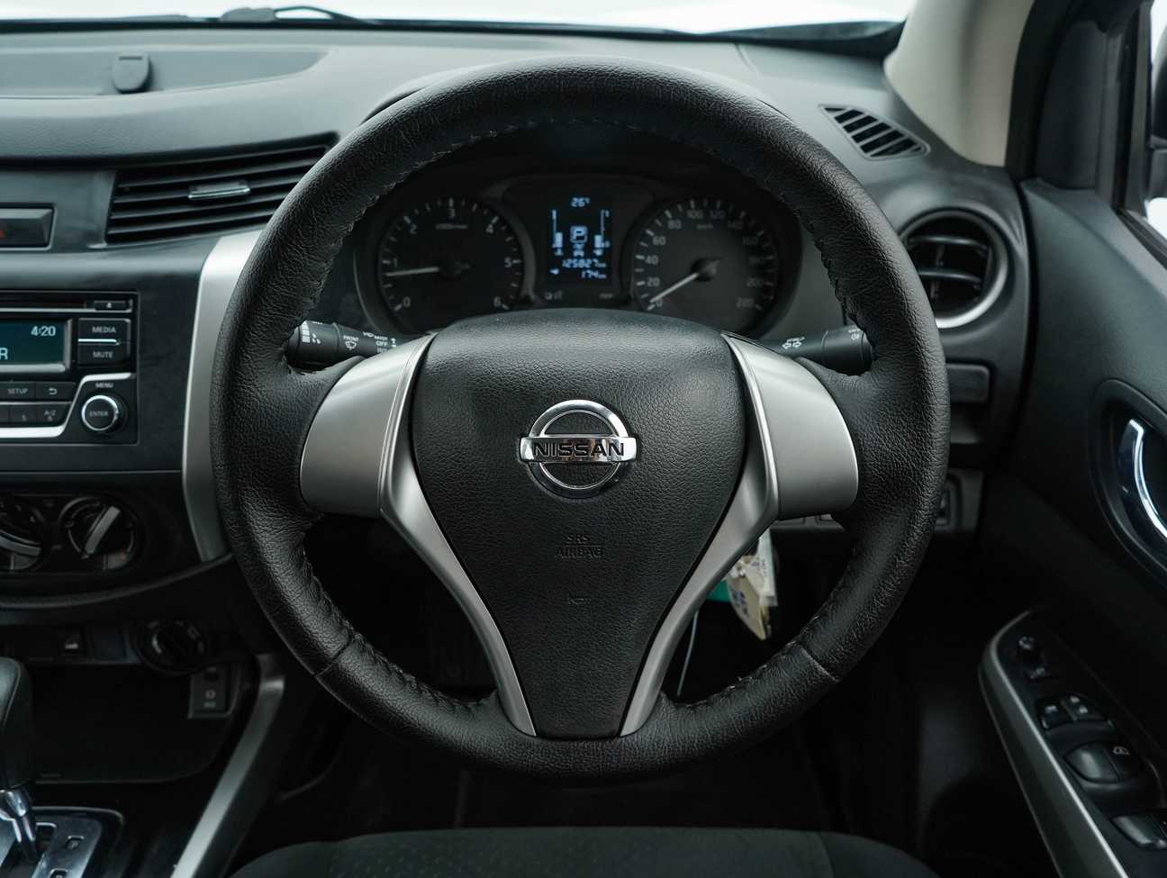 used 2017 Nissan Navara NP300 SE Dual Cab 2.5