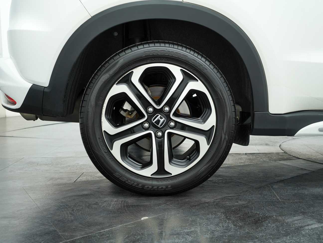 terpakai 2017 Honda HR-V i-VTEC V 1.8