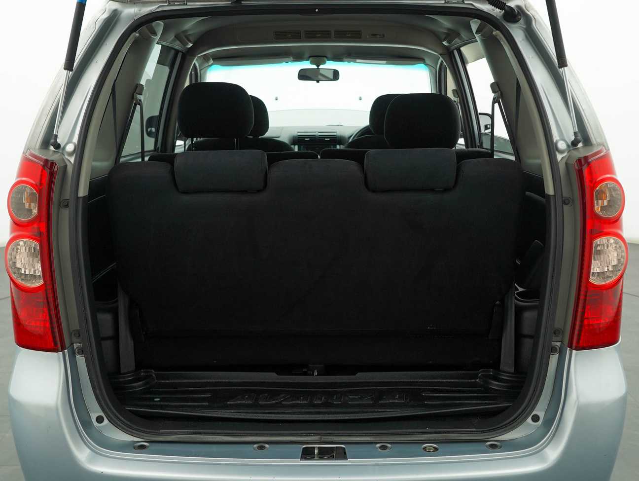 terpakai 2011 Toyota Avanza G 1.5