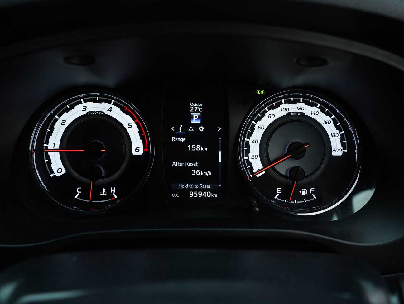 terpakai 2018 Toyota Hilux L-Edition Dual Cab 2.8