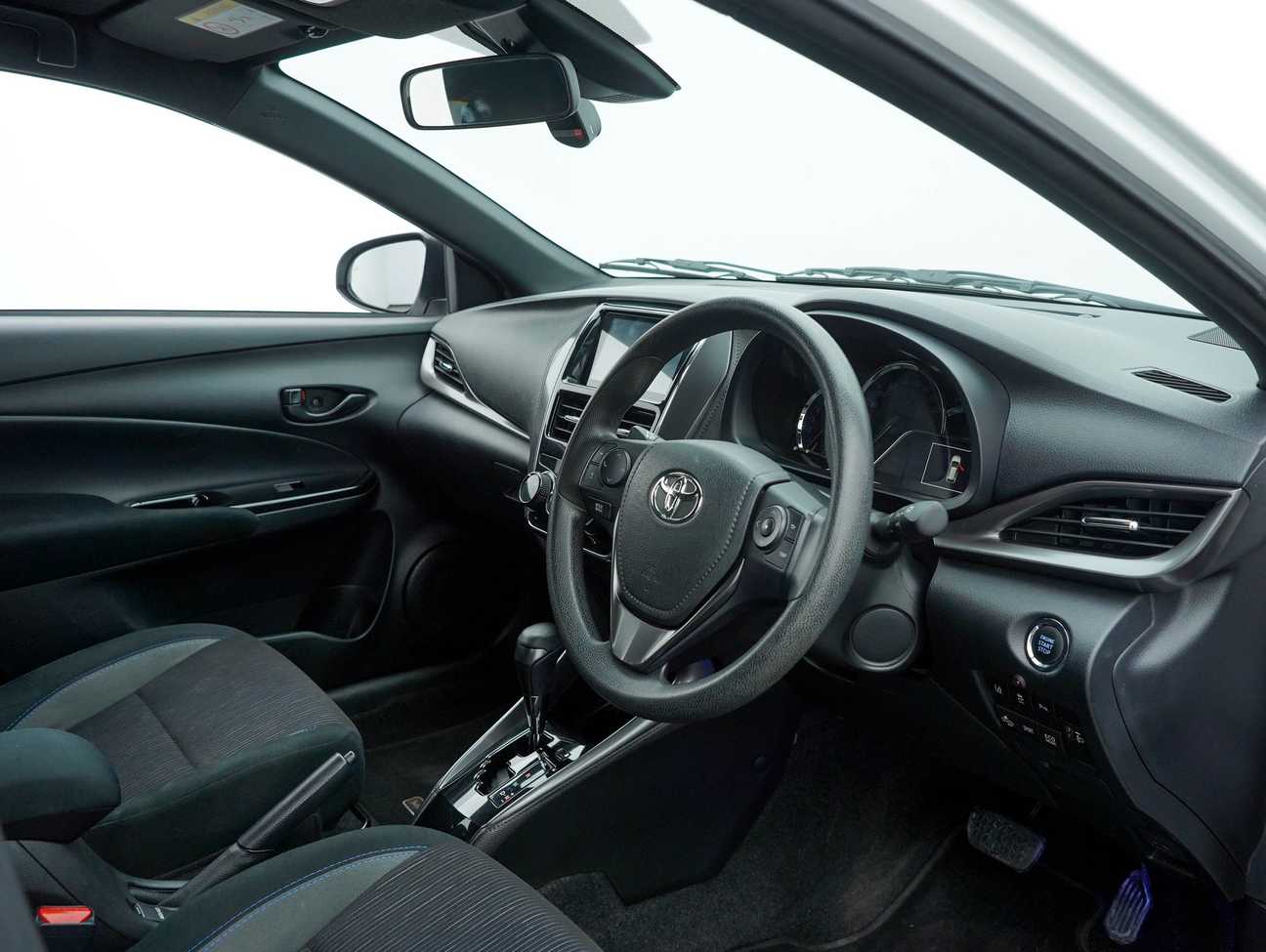 terpakai 2021 Toyota Yaris E 1.5