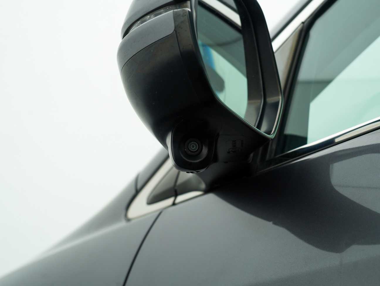 terpakai 2015 Honda CR-V i-VTEC 2.4