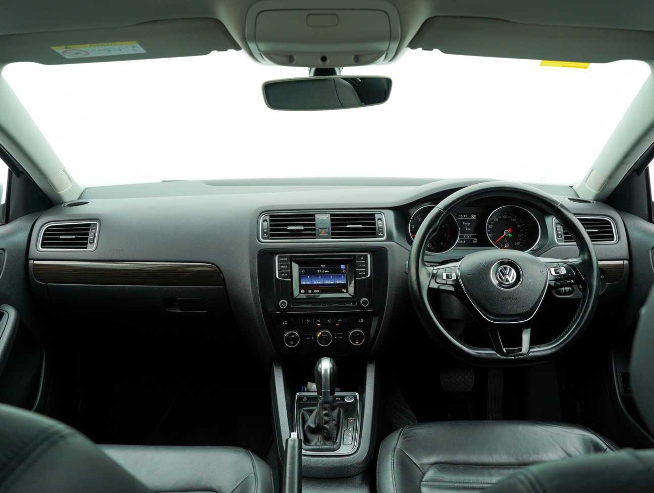 terpakai 2018 Volkswagen JETTA TSI HIGHLINE (CKD) 1.4