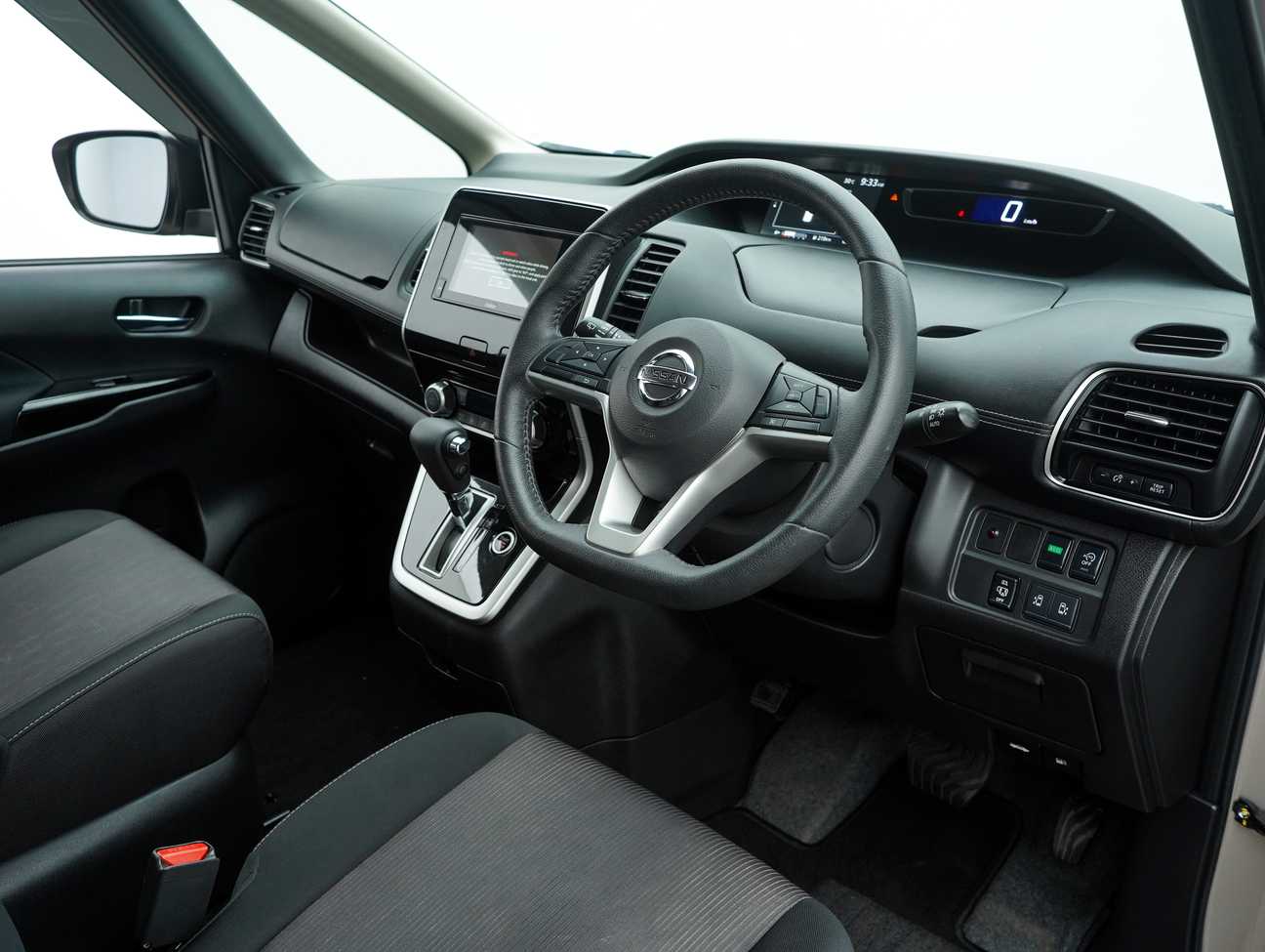 used 2019 Nissan Serena S-Hybrid High-Way Star 2.0