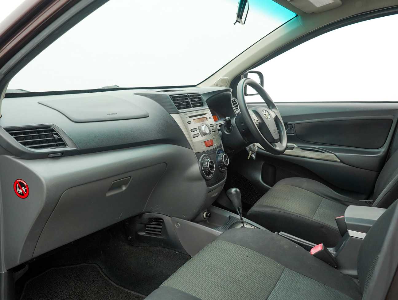 terpakai 2012 Toyota Avanza G 1.5