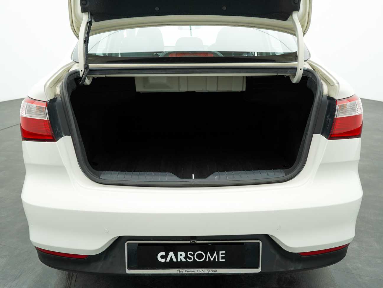 terpakai 2016 Kia Rio EX 1.4