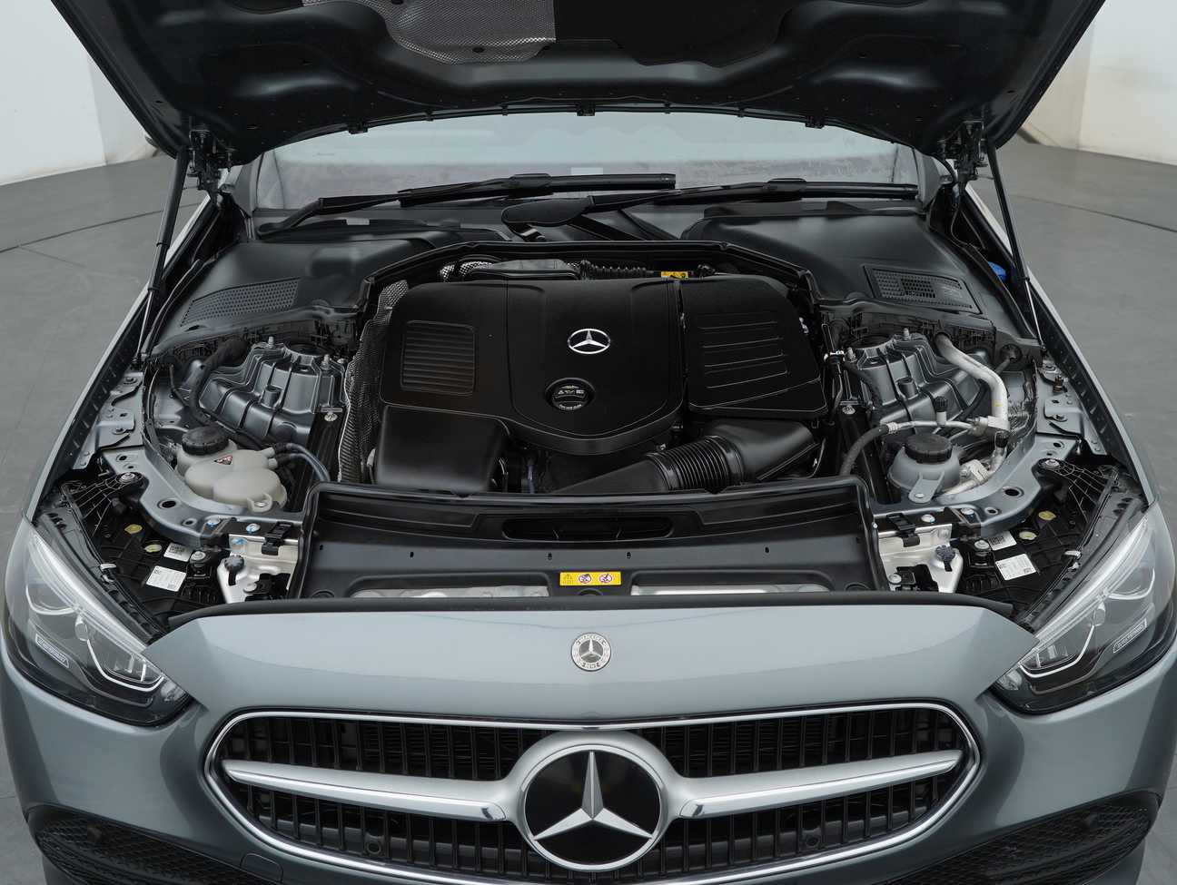 used 2023 Mercedes-Benz C200 Avantgarde 1.5