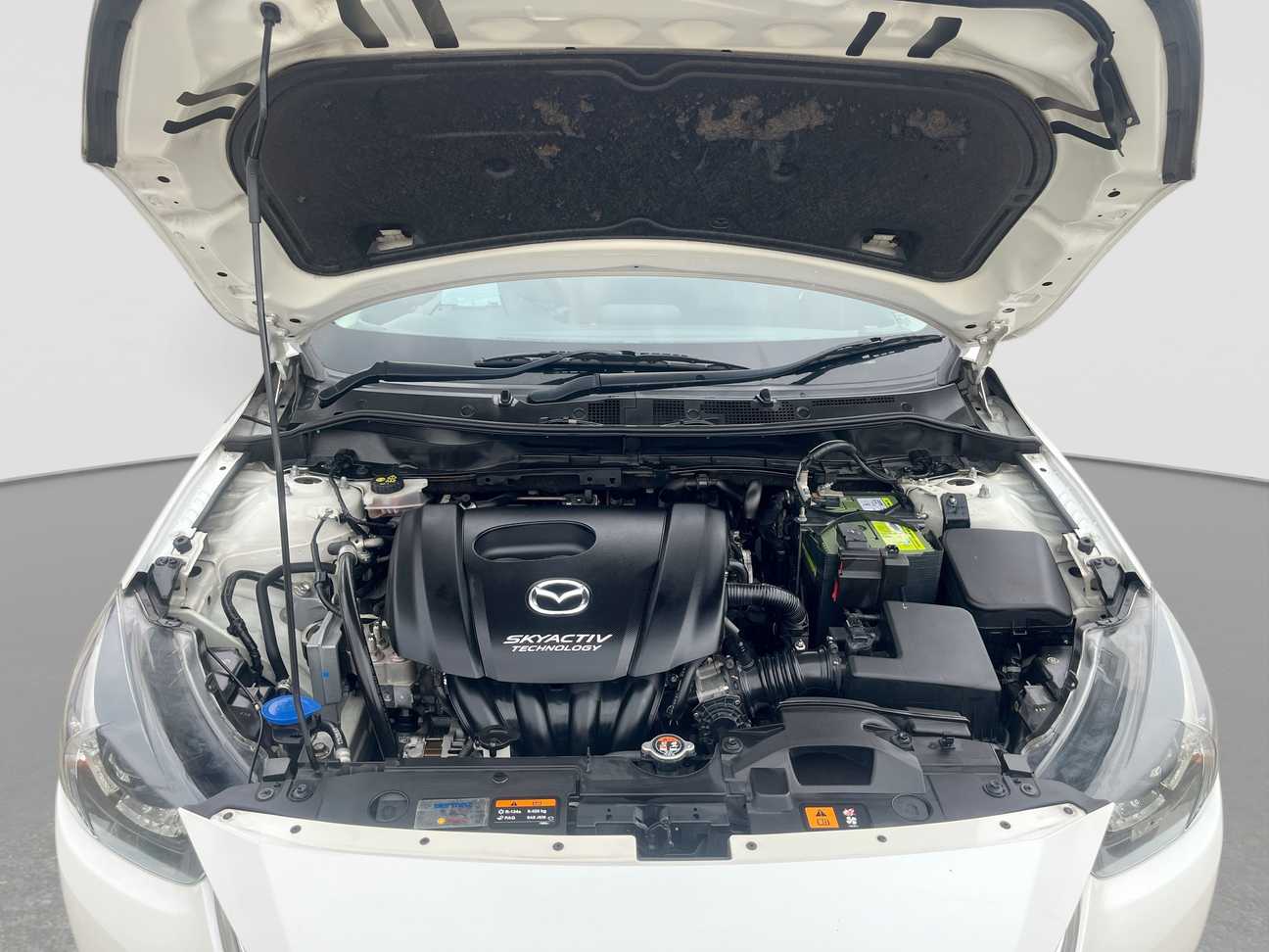 terpakai 2017 Mazda 2 SKYACTIV-G (Halogen Headlight) 1.5