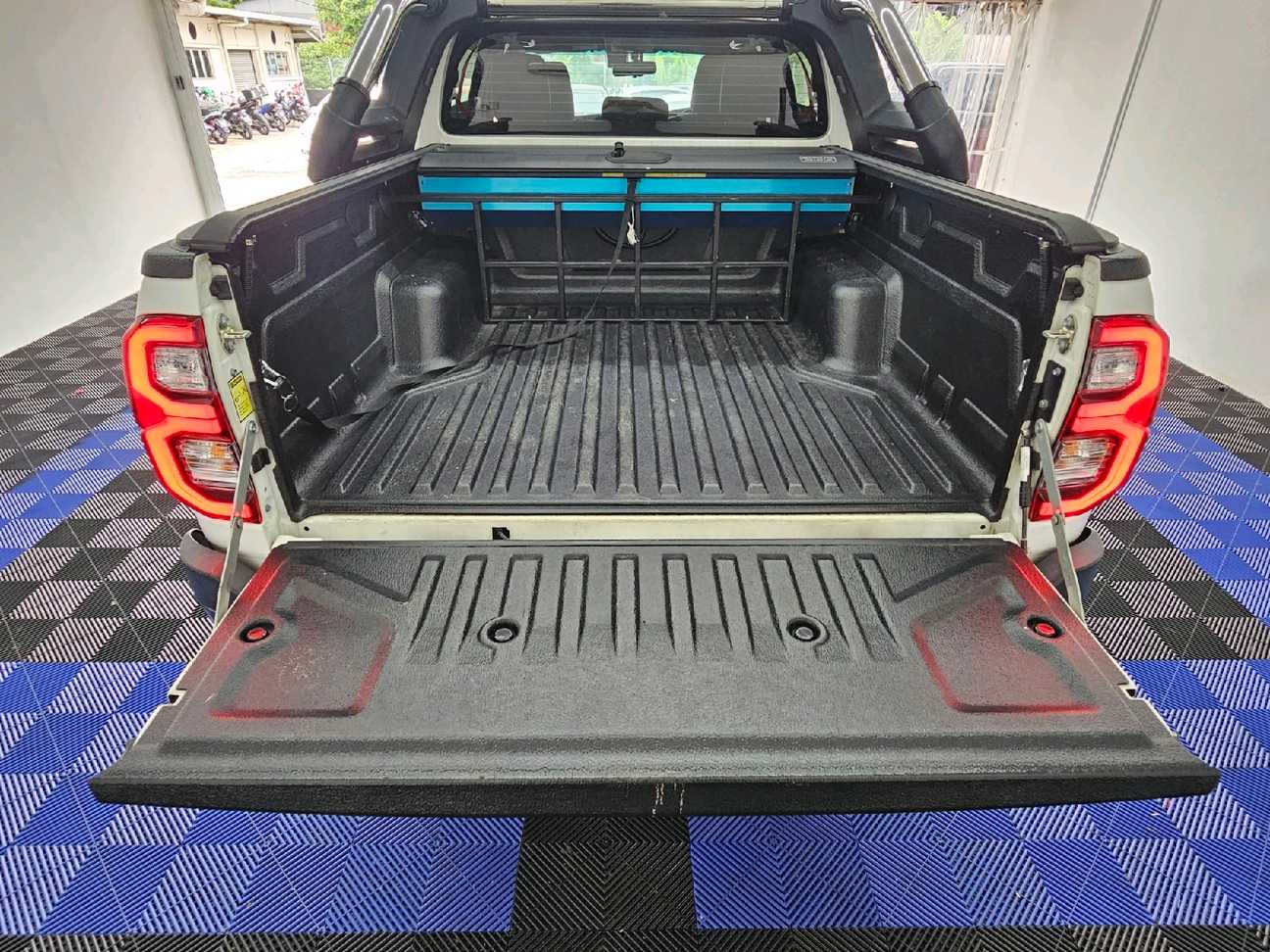 used 2023 Toyota Hilux Rogue Dual Cab 2.8