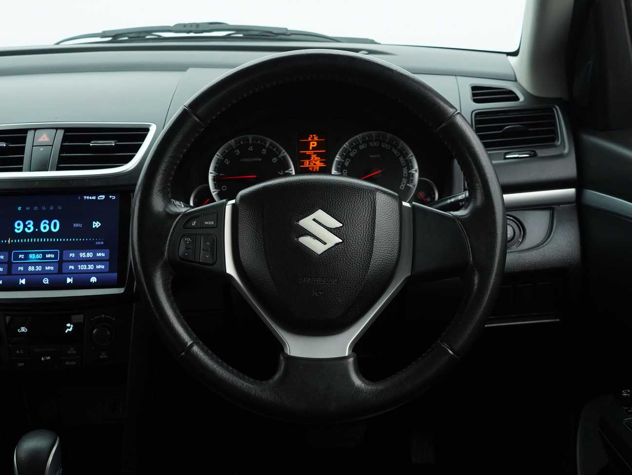 used 2014 Suzuki Swift GLX 1.4