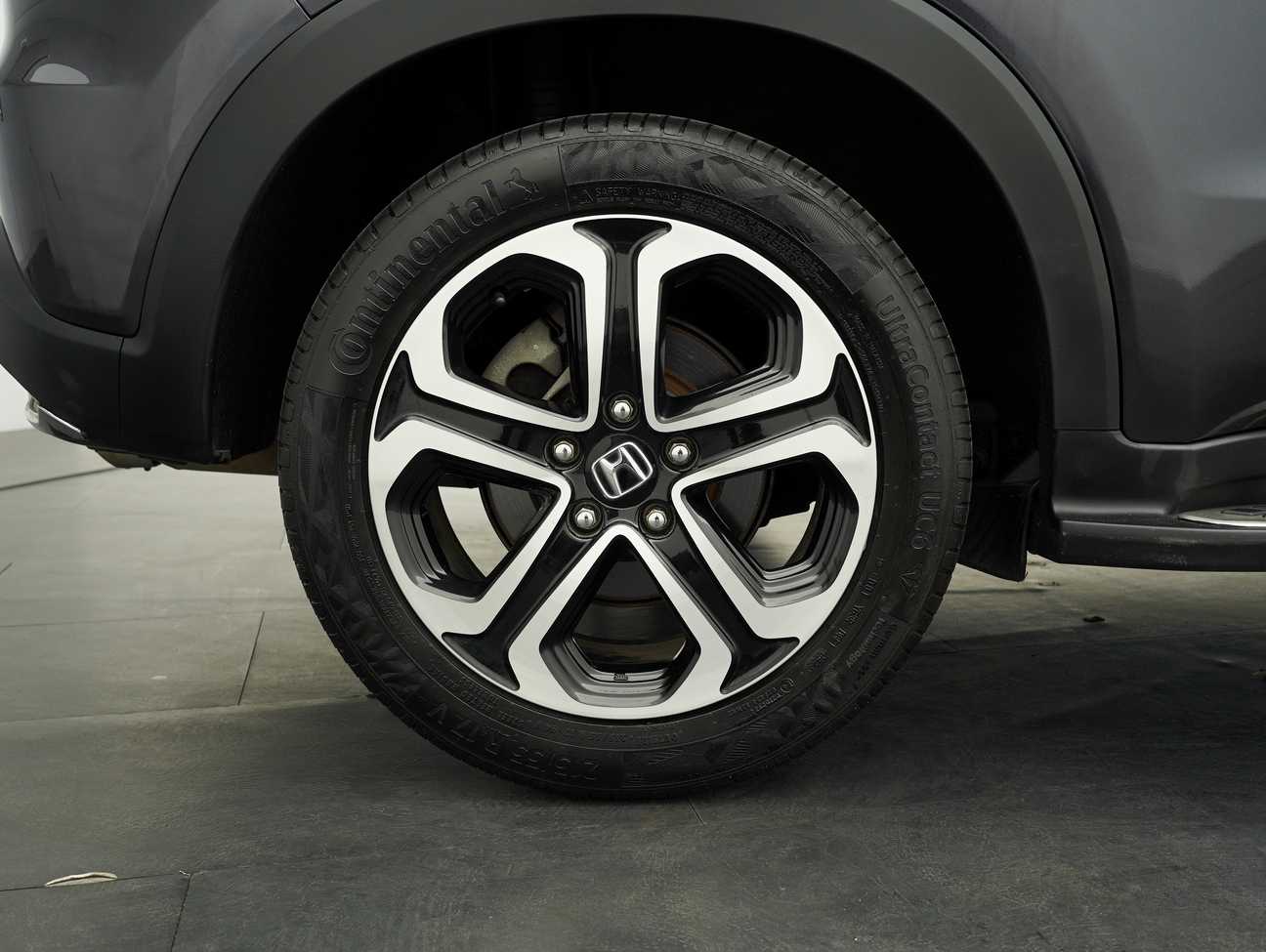 used 2015 Honda HR-V V 1.8