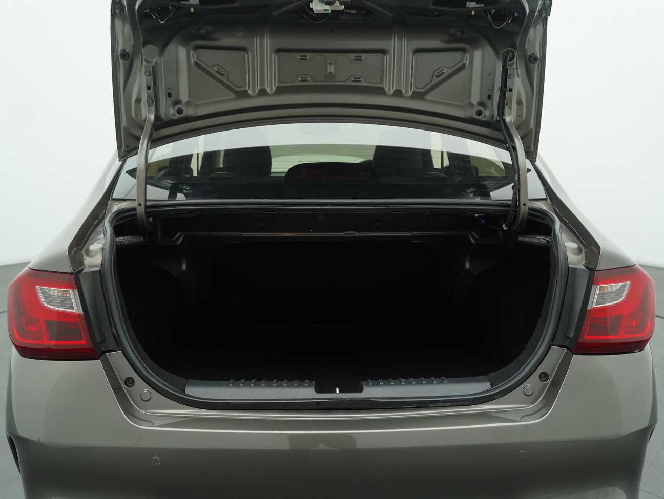 used 2022 Proton Saga Premium 1.3